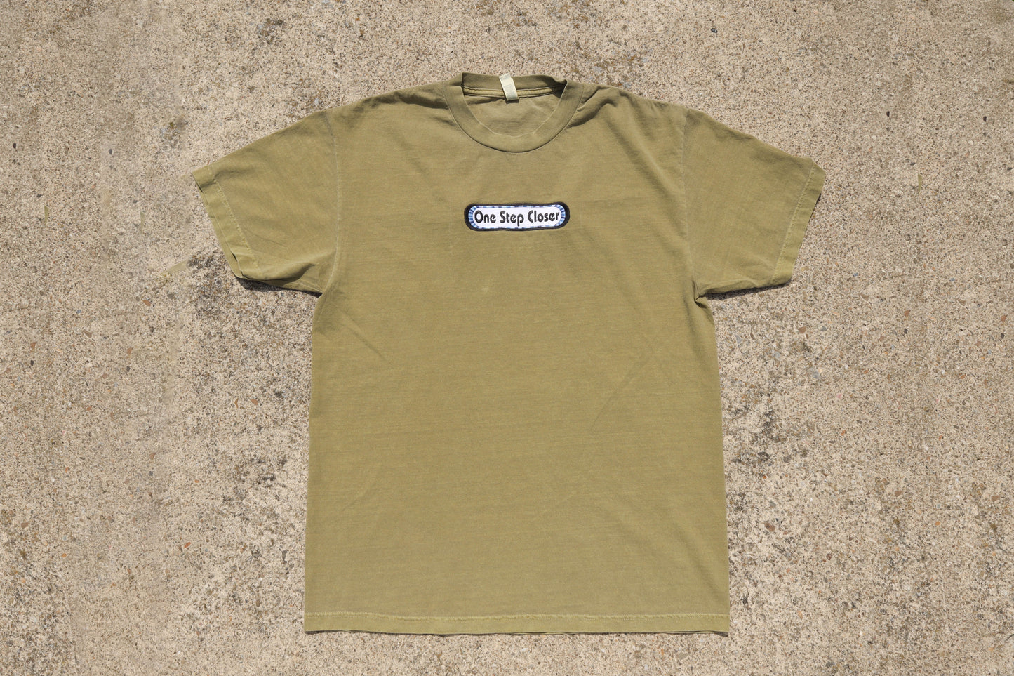 GREEN PILL LOGO TEE